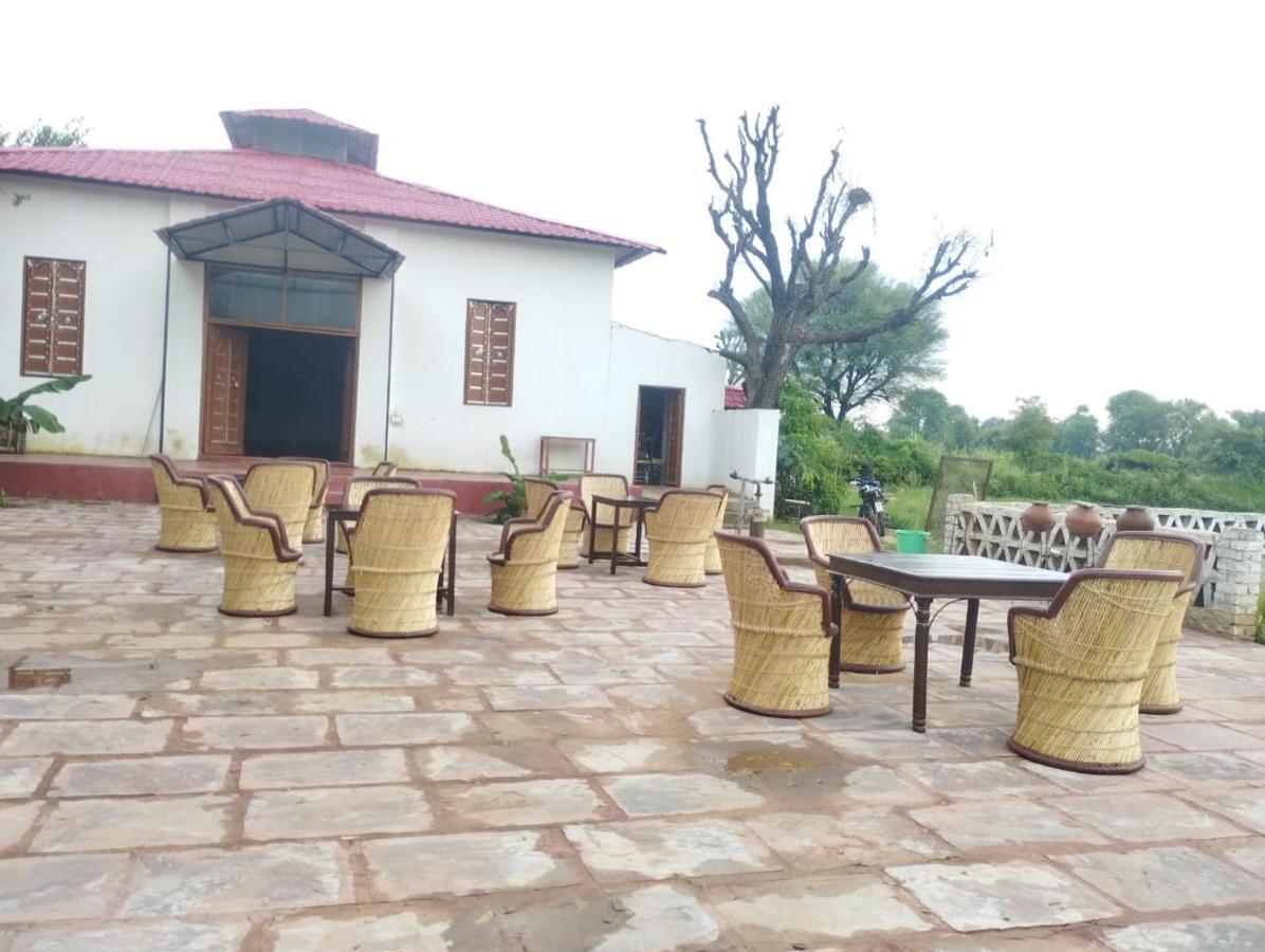 Bagwara Heritage Resort Chonp Экстерьер фото